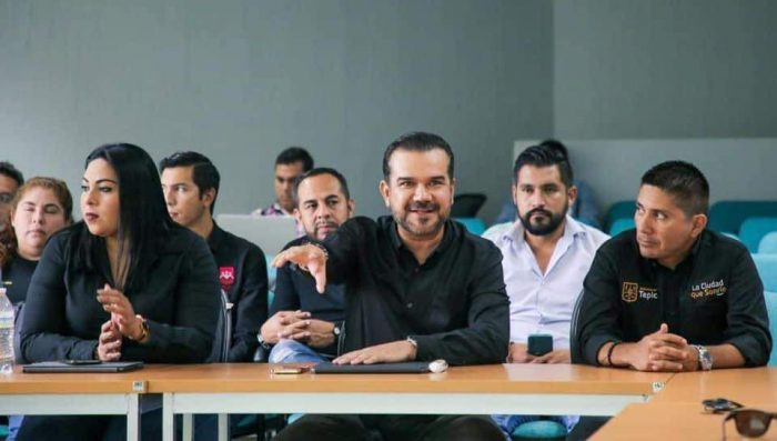 REFORZARÁ GOBIERNO DE TEPIC, LABOR DE PREVENCIÓN EN ACCIDENTES DE VIALIDAD: ALEJANDRO GALVÁN