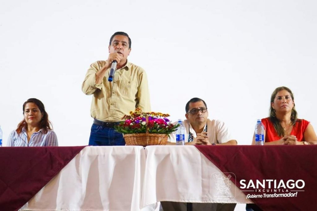 EL ALCALDE EDUARDO LUGO LÓPEZ, SOSTUVO UN IMPORTANTE ENCUENTRO CON PERSONAL DEL INSTITUTO DE ATENCIÓN Y PROTECCIÓN A MIGRANTES Y FAMILIAS NAYARITAS.