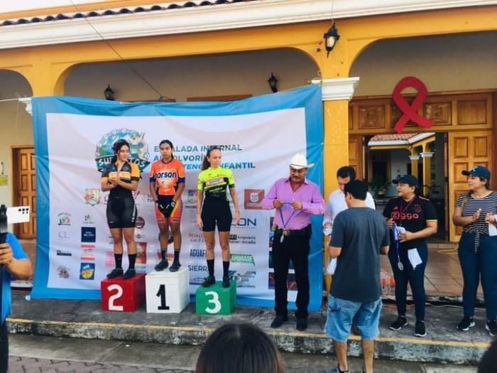SE LLEVA A CABO EN LA ZONA NORTE EL PRIMER GRAN FONDO MTB «SURICATO SIERRA POESIA Y MAR» DE CICLISMO.