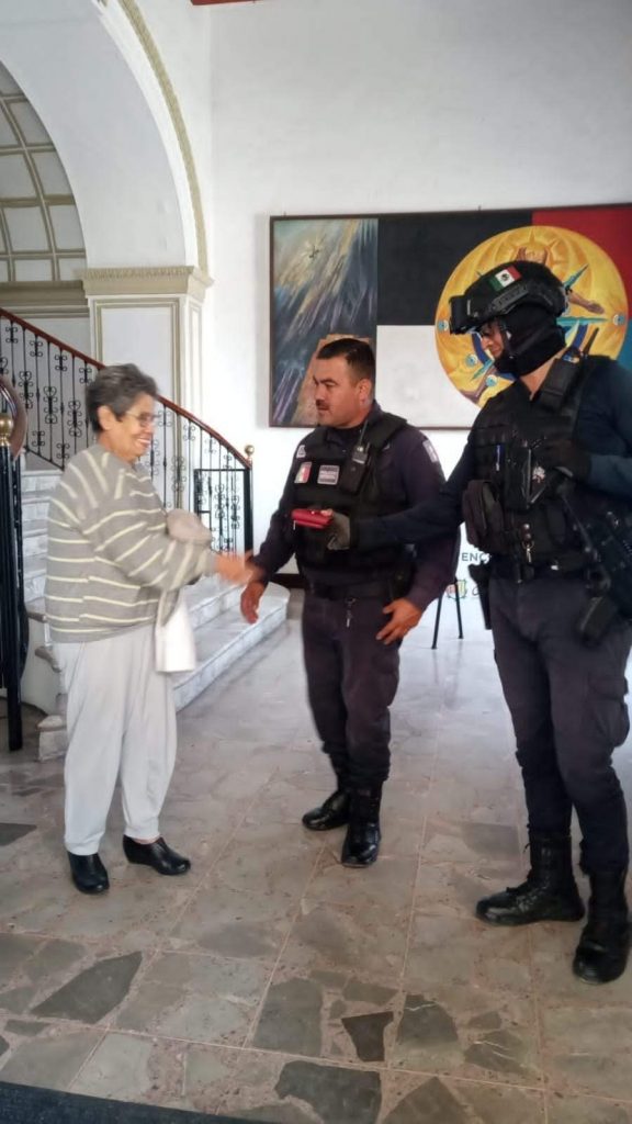 INCREÍBLE ACCIÓN DE ELEMENTOS DE LA POLICÍA ESTATAL EN TEPIC