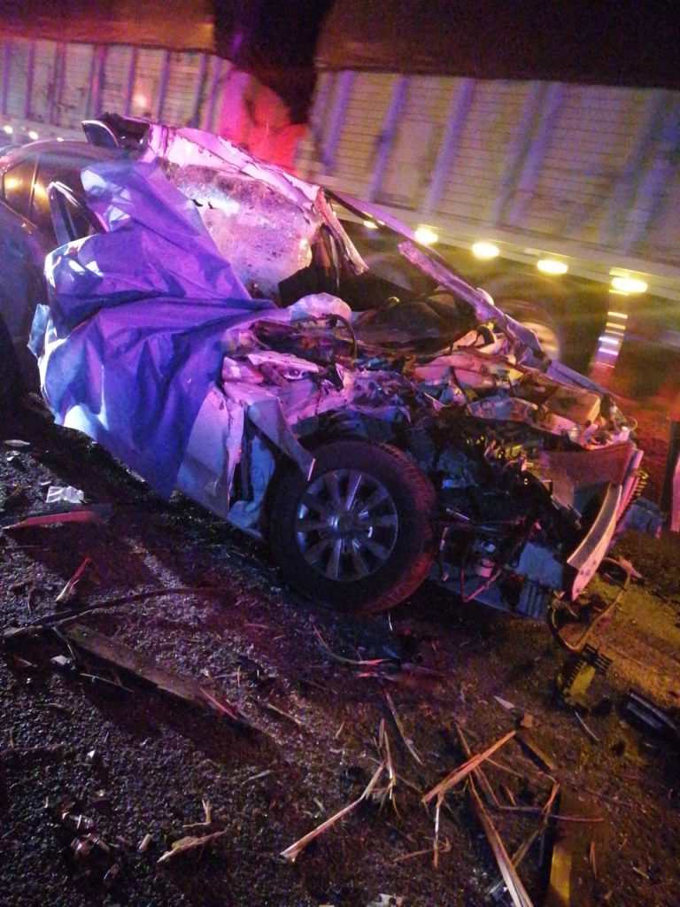 ATIENDEN BOMBEROS DEL ESTADO HECHO DE TRÁNSITO EN LA CARRETERA FEDERAL 15