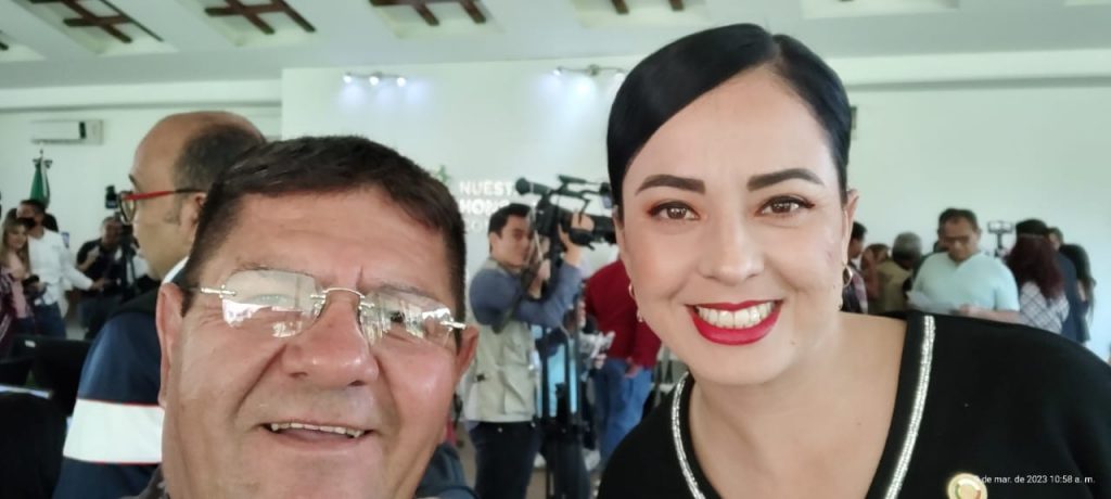 LA VOZ DE LA BAHÍA VERDADES Y MÁS