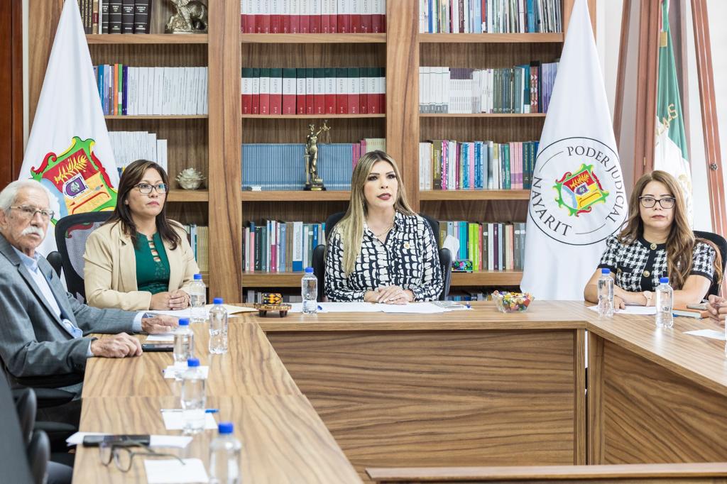 RECONOCEN EL LIDERAZGO NACIONAL EN DESEMPEÑO DE LOS DOS TRIBUNALES LABORALES DEL PODER JUDICIAL DE NAYARIT