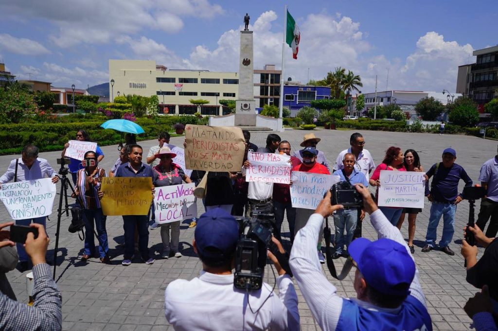 LA VOZ DE LA BAHÍA VERDADES Y MÁS
