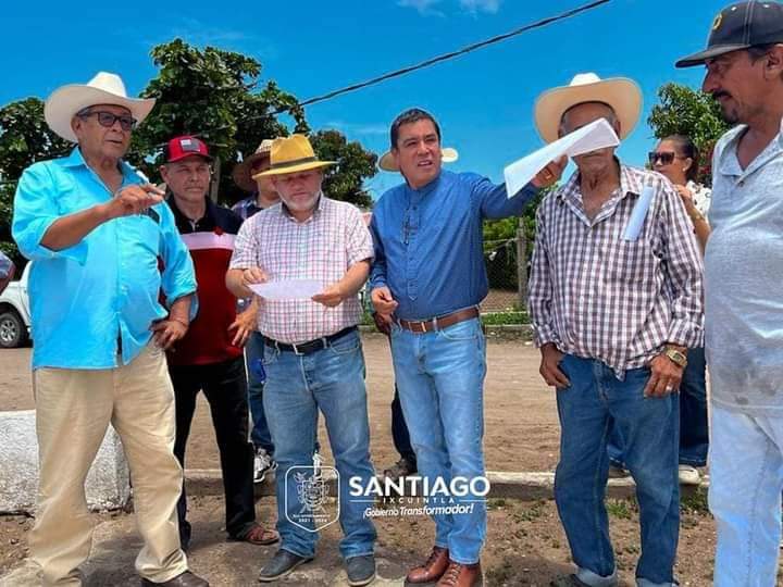 CERRÓ SU GIRA DE TRABAJO EL ALCALDE EDUARDO LUGO LÓPEZ SUPERVIZANDO OBRAS