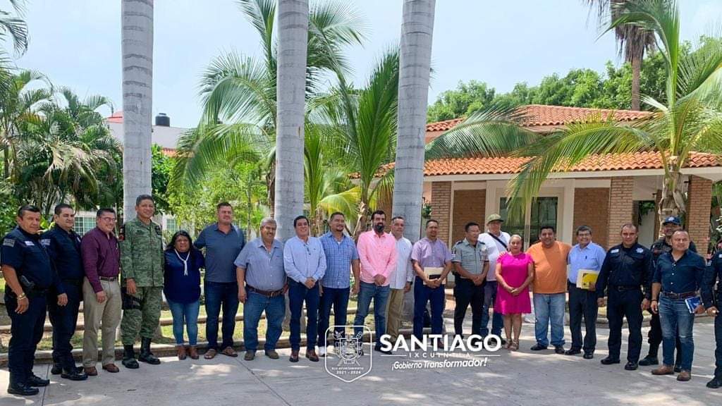 EL ALCALDE EDUARDO LUGO LÓPEZ PRESENTE EN LA MESA DE SEGURIDAD DE LA ZONA NORTE EN EL MUNICIPIO DE RUIZ.