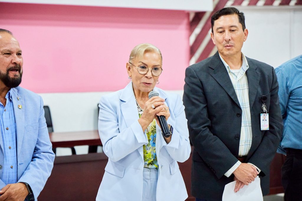 CAPACITA DIF NAYARIT A COORDINADORES Y PERSONAL ADMINISTRATIVO