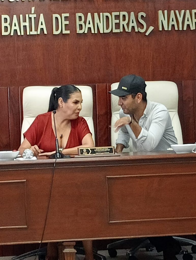 LA VOZ DE LA BAHÍA VERDADES Y MÁS