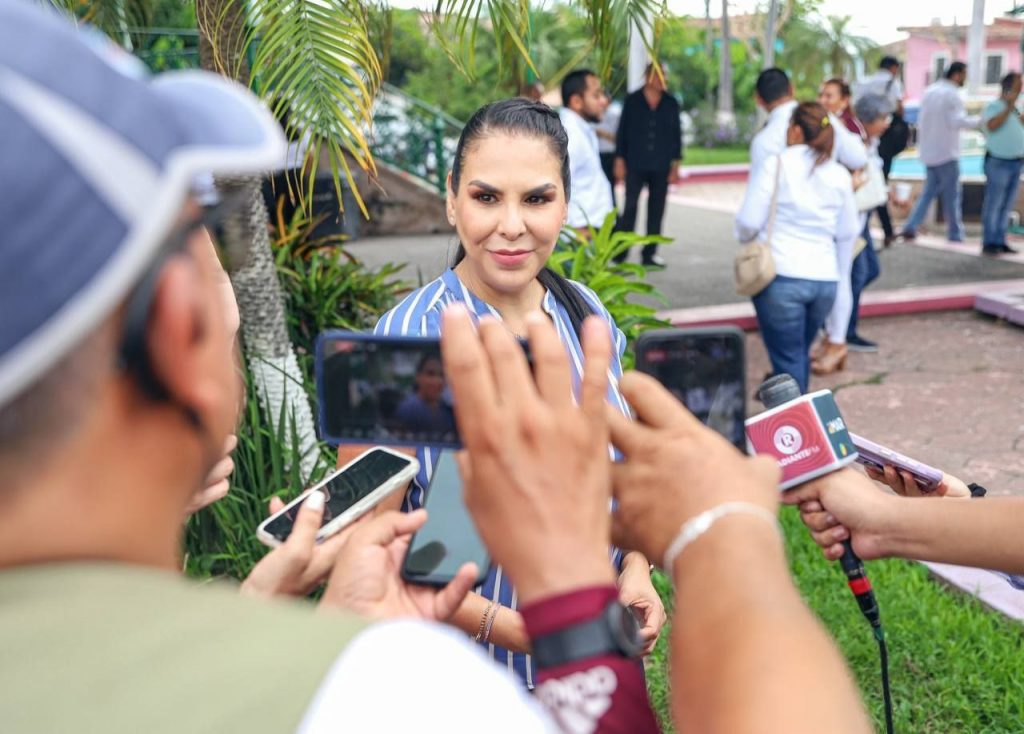 LA VOZ DE LA BAHÍA VERDADES Y MÁS