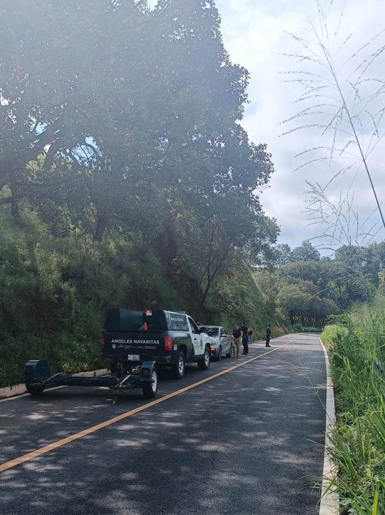 EL GOBIERNO DEL ESTADO DE NAYARIT A TRAVÉS DE LA SSPC SALVAGUARDA LA INTEGRIDAD VIAL DE LOS USUARIOS QUE TRANSITAN POR LAS CARRETERAS DEL ESTADO