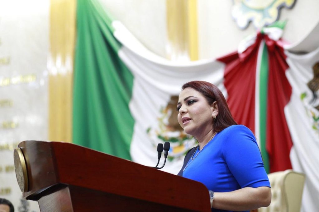 RECIBE PODER LEGISLATIVO 23 PROPUESTAS DEL PARLAMENTO JUVENIL