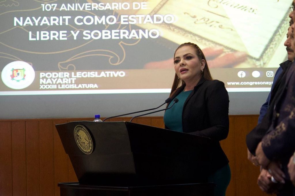 CONMEMORA CONGRESO 107 ANIVERSARIO DE LA CONSTITUCIÓN DE MÉXICO Y DE NAYARIT COMO ESTADO LIBRE Y SOBERANO