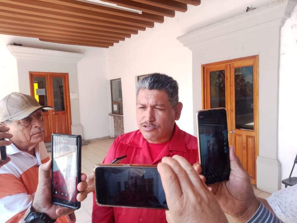 VISITÓ EL COMISIONADO POLÍTICO NACIONAL DEL PARTIDO DEL TRABAJO VARIAS ESCUELAS DE TELESECUNDARIAS