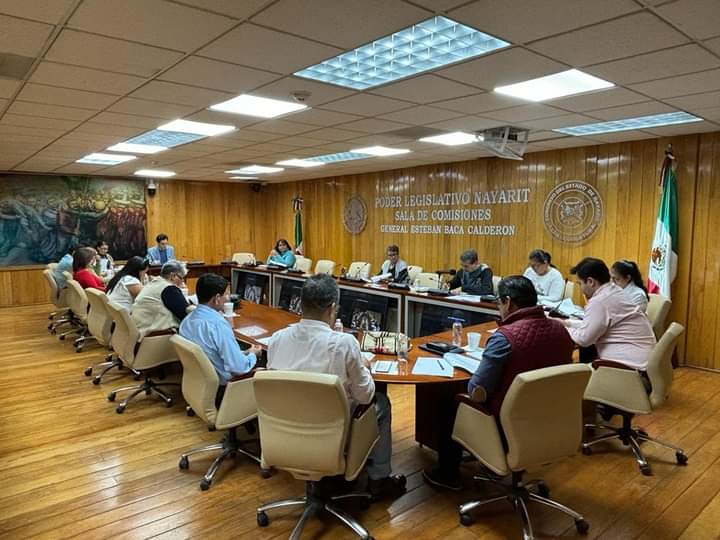 RECIBEN EN EL H CONGRESO DEL ESTADO A QUIÉNES FUNGIRAN CÓMO JURADO EN EL CONCURSO ESTATAL DE ORATORIA «JUAN ESCUTIA 2024»