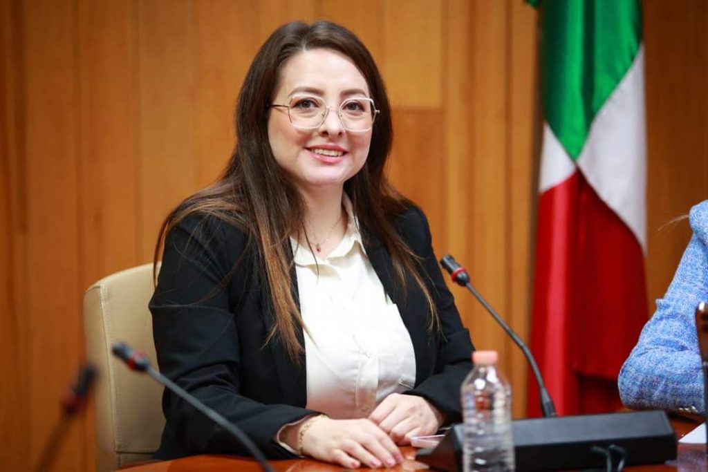 IMPULSA LEYES PARA LA PROTECCIÓN DE MENORES: LAURA MONTS