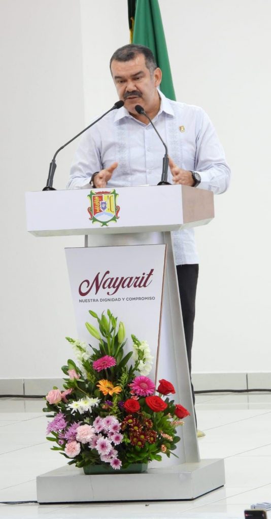 TRABAJADORES YA PENSIONADOS PUEDEN ESTAR TRANQUILOS: JULIO CÉSAR LÓPEZ RUELAS