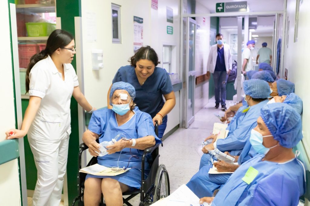 Un éxito que iluminó vidas fue la Sexta Jornada de Cirugías de Cataratas o Carnosidad: DIF Nayarit