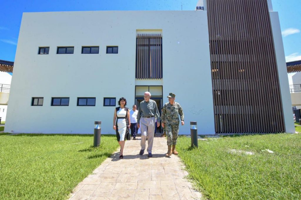 ENCABEZA MIGUEL ANGEL NAVARRO QUINTERO REUNIÓN DE SEGURIDAD CON AUTORIDADES FEDERALES