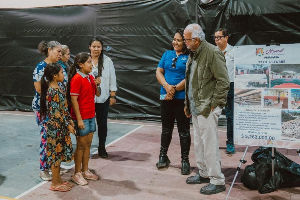 LLEVA MANQ IMPORTANTES OBRAS A LA PRIMARIA 12 DE OCTUBRE DE LA COMUNIDAD DE EL TRAPICHILLO, MUNICIPIO DE TEPIC.