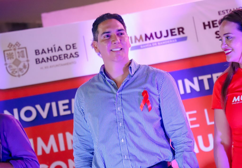 Conmemoran el Día Internacional de la Eliminación de la Violencia contra la Mujer con marcha y Foro Naranja en Bahía de Banderas