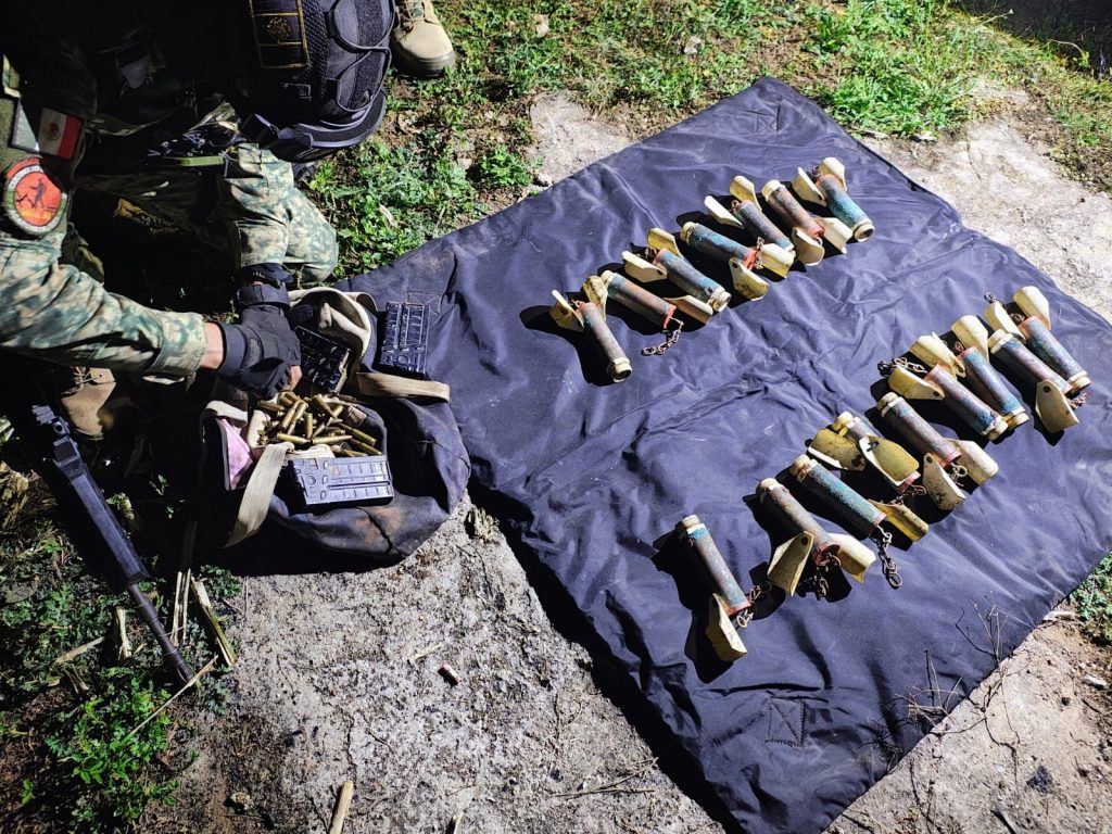 FUERZAS FEDERALES Y ESTATALES ASESTAN GOLPE A PRESUNTOS DELINCUENTES EN HUAJICORI