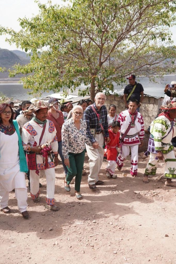 ENTREGA MANQ IMPORTANTES APOYOS EN EL MUNICIPIO DE DEL NAYAR