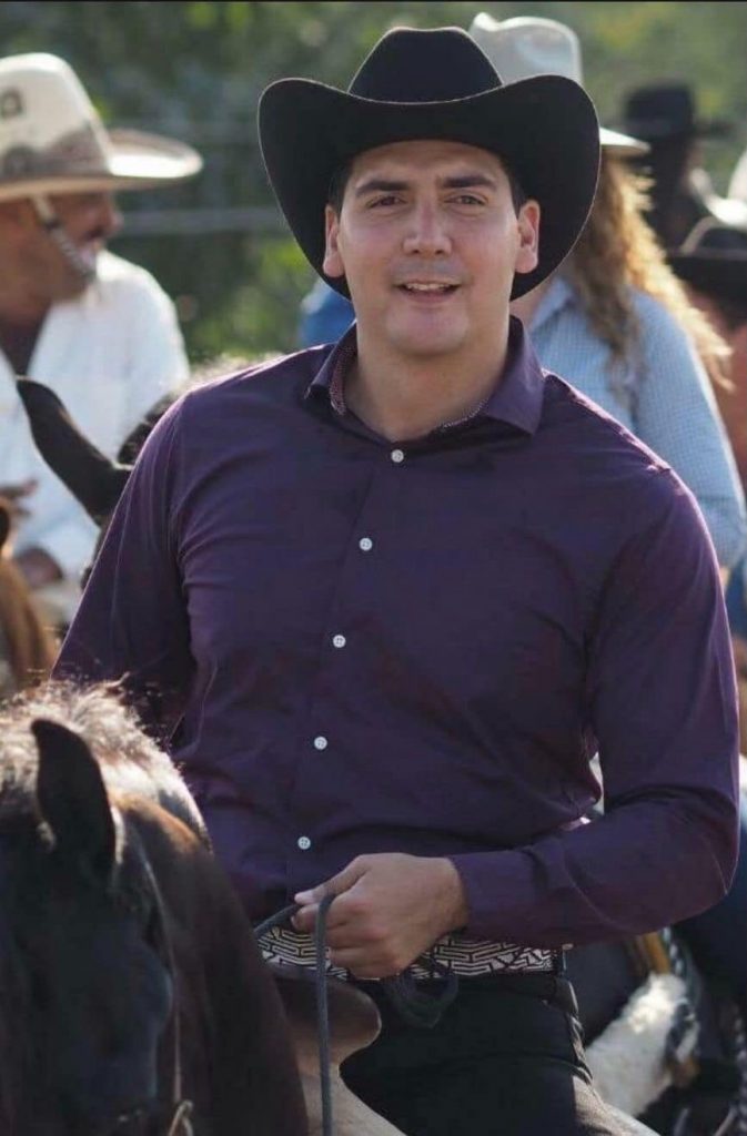 HÉCTOR SANTANA, ALCALDE DE BAHÍA, ENCABEZARÁ LA CABALGATA DEL PRÓXIMO NUEVE DE MARZO