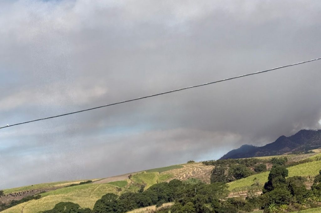 ENFRENTA EL GOBIERNO INCENDIO DEL SAN JUAN