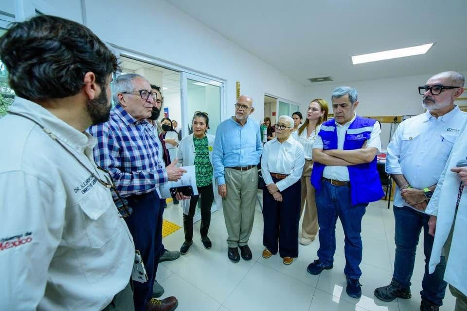 ACOMPAÑAN MANQ Y BEM AL DIRECTOR DEL IMSS – BIENESTAR Y AL SECRETARIO DE SALUD EN RECORRIDO EN LAS INSTALACIONES DEL CREE