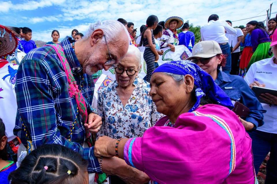 El gobernador del estado de Nayarit, Miguel Ángel Navarro Quintero refuerza derechos de las mujeres con reforma constitucional