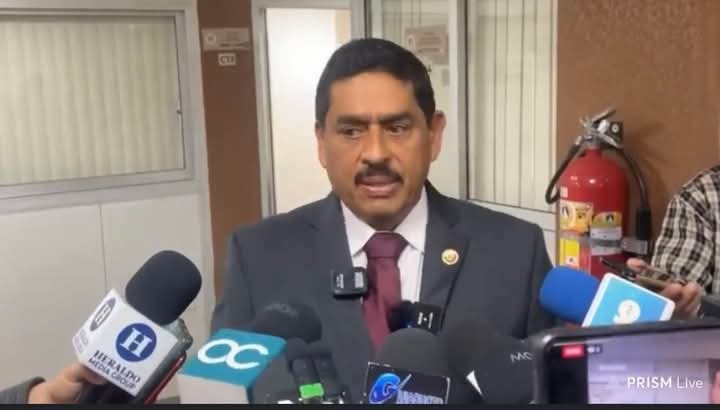 «YO ESTOY EN APOYO DE MI PRESIDENTA NACIONAL CLAUDIA SHEINBAUM PARDO»: ADAHAN CASAS RIVAS.