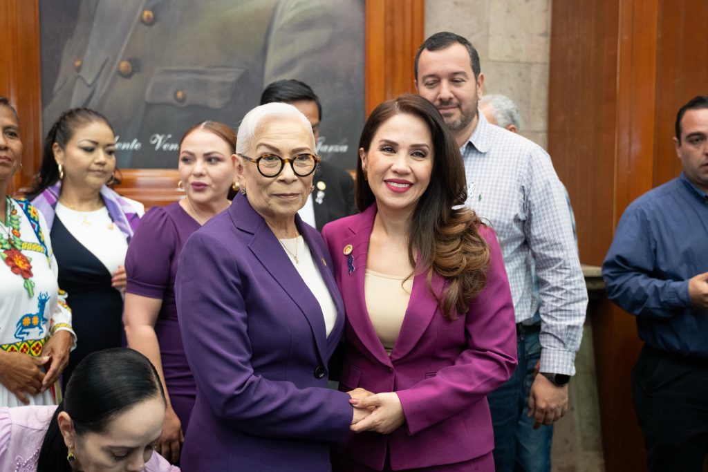 Beatriz Estrada promueve el respeto y los derechos de las mujeres nayaritas