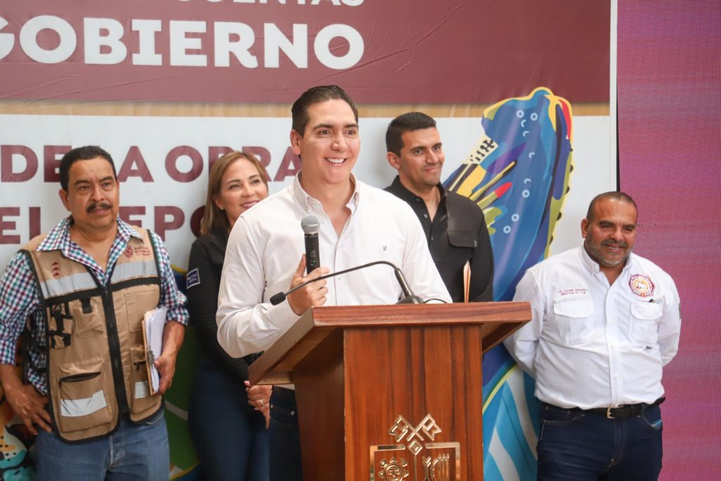 Héctor Santana no se detiene: justicia, apoyos y mano firme en Bahía de Banderas.