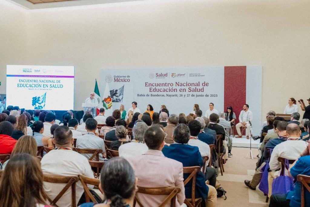 Impulsa Nayarit una educación médica con rostro humano.