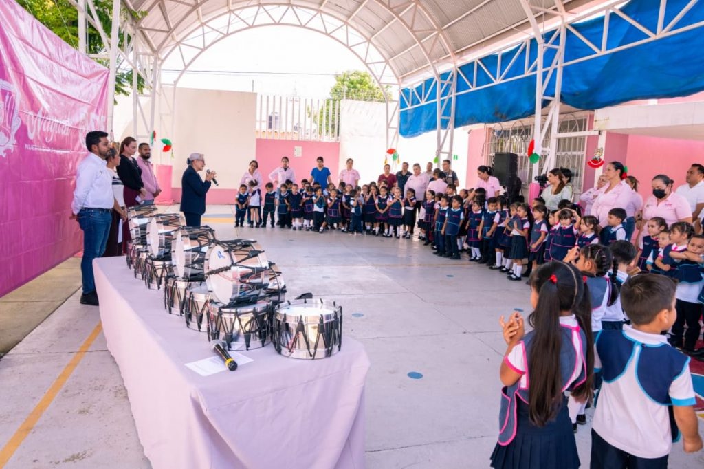 Impulsa Beatriz Estrada la educación artística y cultural de niñas y niños