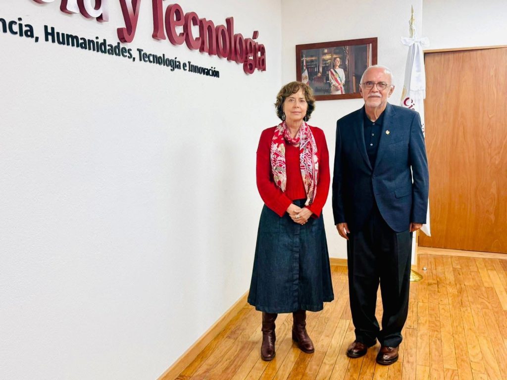 Miguel Ángel Navarro fortalece desarrollo científico