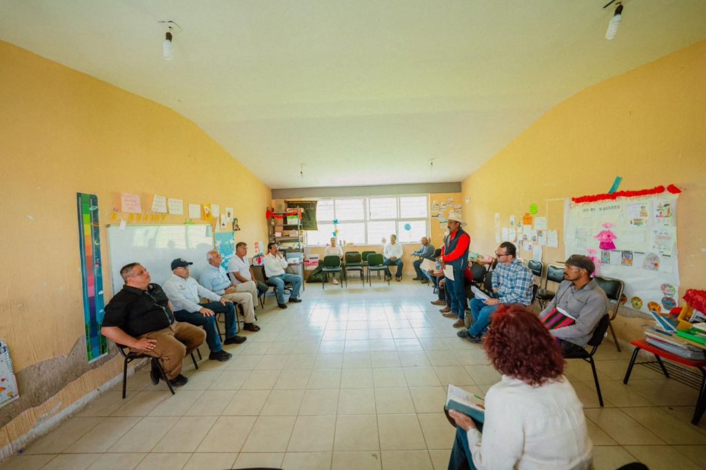 Refrenda Navarro Quintero su compromiso de atender las necesidades más apremiantes de las familias y fortalecer la cercanía con la población