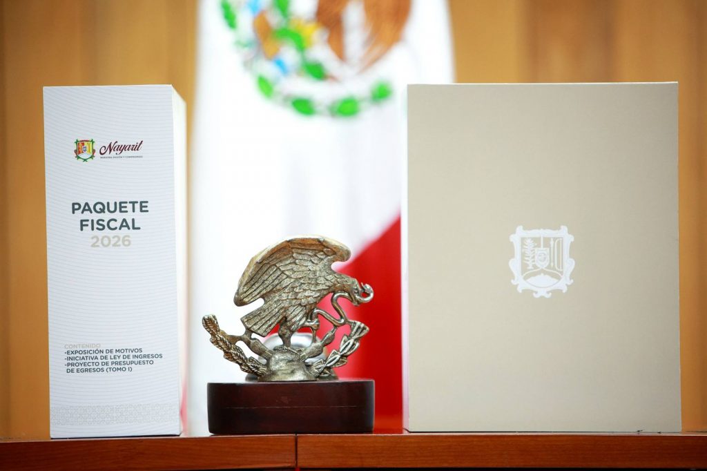 Recibe el Poder Legislativo el Paquete Económico para el 2026