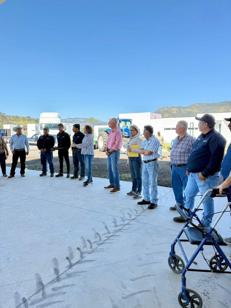 PONE MANQ EN OPERACIÓN NUEVA CENTRAL DE MAQUINARÍA EN LA ZONA SUR DEL ESTADO