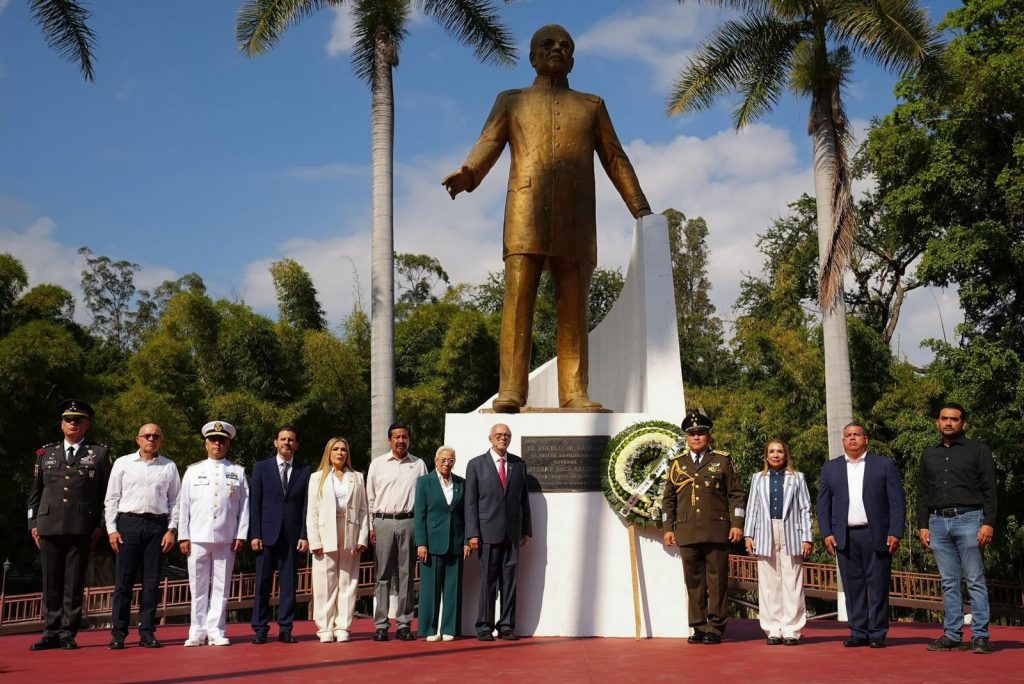 Gobierno de Nayarit honra al general Esteban Baca Calderón en la conmemoración del 115 aniversario de la Revolución Mexicana