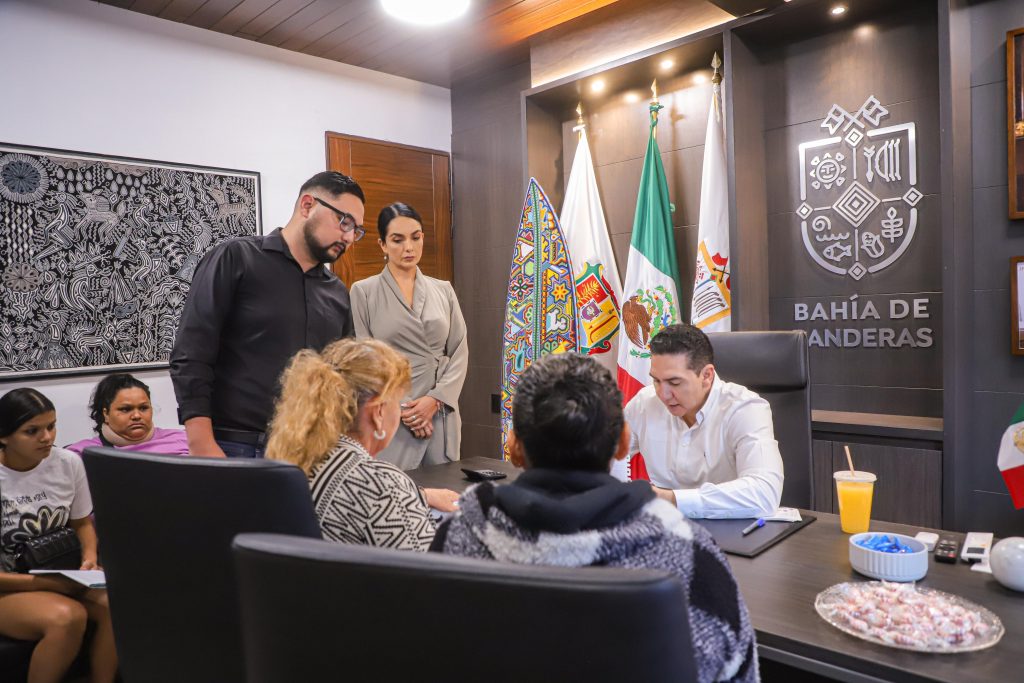 Héctor Santana encabezó la Audiencia Ciudadana #56 desde la Presidencia Municipal