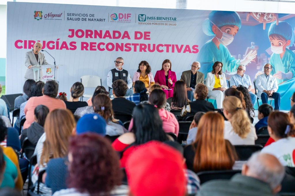 Beatriz Estrada y Miguel Ángel Navarro encabezan arranque de cirugías reconstructivas