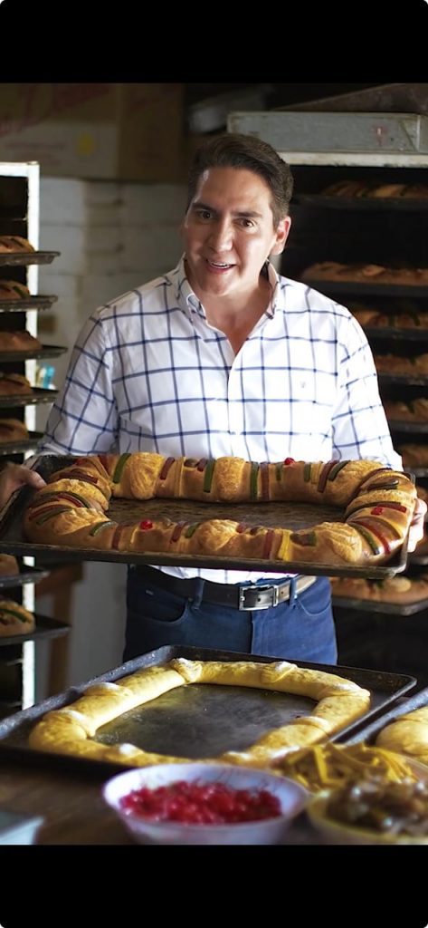 Héctor Santana llevará la tradicional Rosca de Reyes a más de 40 comunidades en Bahía de Banderas