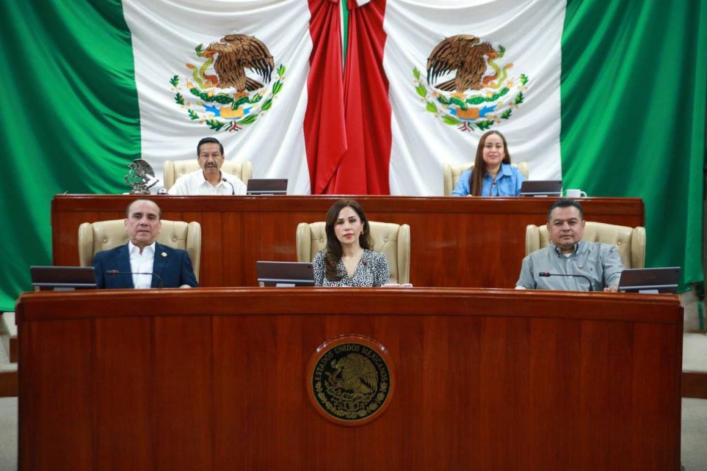 Recibe Congreso iniciativa para modernizar la secretaría de Economía