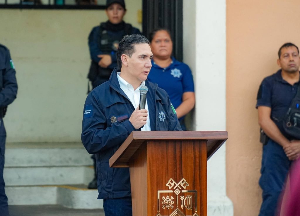 Héctor Santana rinde último pase de lista al policía tercero Marco Antonio Sedano Marcial