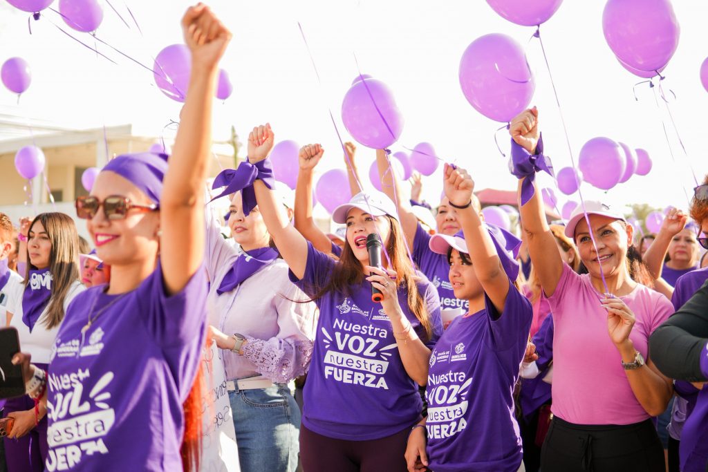 Bahía de Banderas conmemora el 8M con marcha y clase de defensa personal por los derechos y la dignidad de las mujeres
