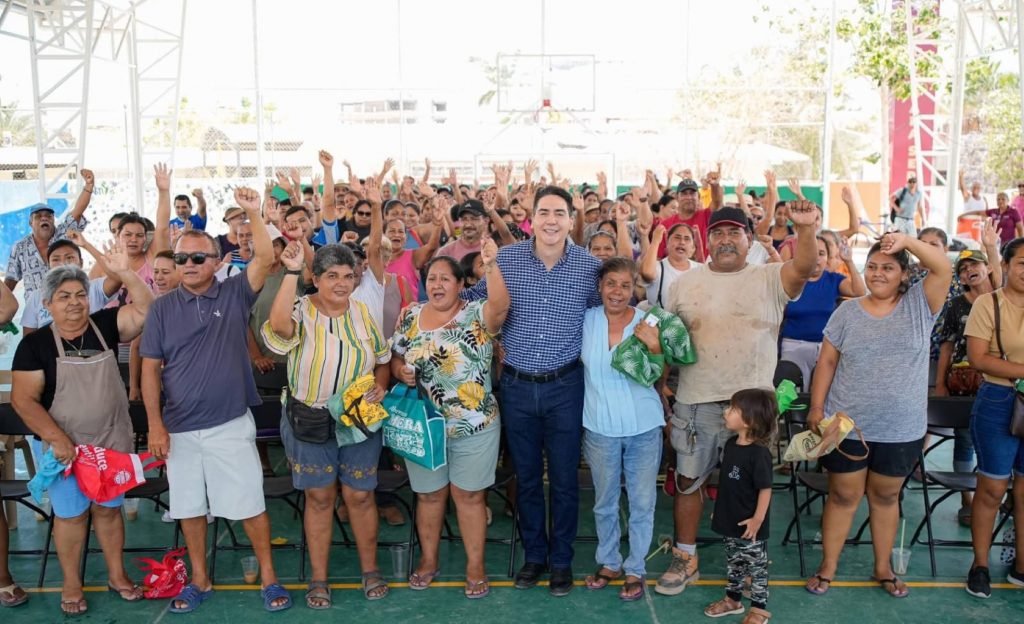 El Mercadito llegó a Punta de Mita para fortalecer la economía de las familias