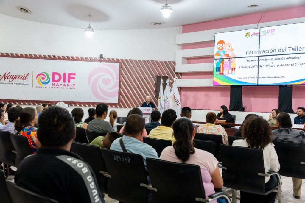 Fortalece Beatriz Estrada procesos de adopción y acompañamiento familiar