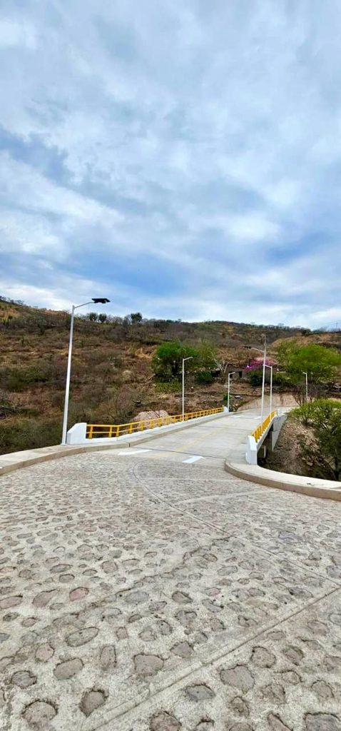 Miguel Ángel Navarro fortalece la conectividad en la sierra de La Yesca con nuevo puente vehicular
