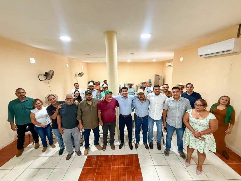 Israel Santillán fortalece el trabajo conjunto con los núcleos agrarios de Bahía de Banderas